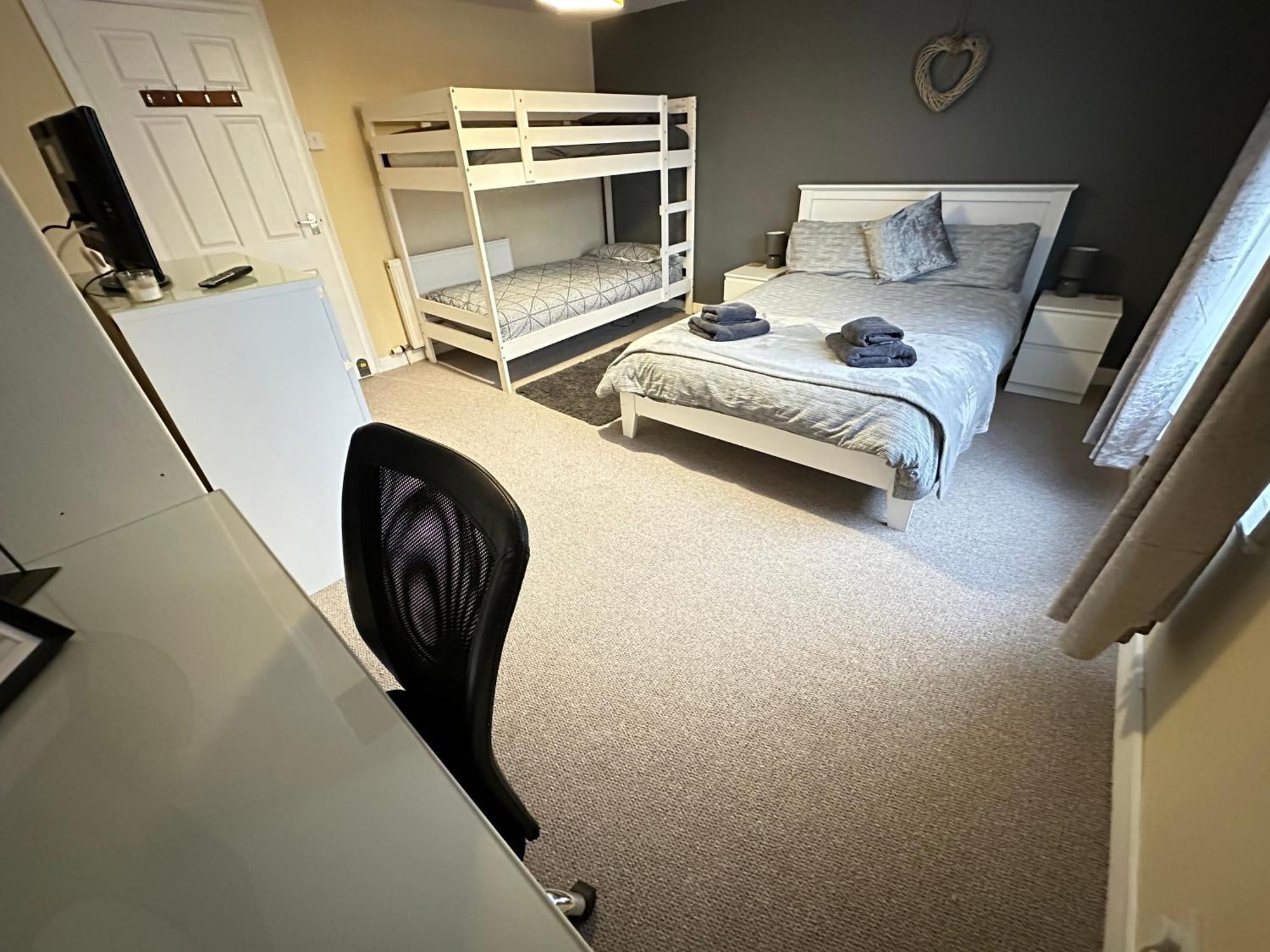 Llanidloes Townhouse-Pet-Friendly-Sleeps 6-Mid Wales Leilighet Eksteriør bilde